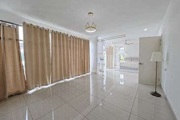 Taman Pinggiran Bukit Minyak