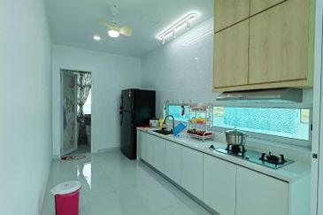 Taman Pinggiran Bukit Minyak