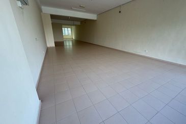 Pusat Perniagaan Jalan Raja Uda