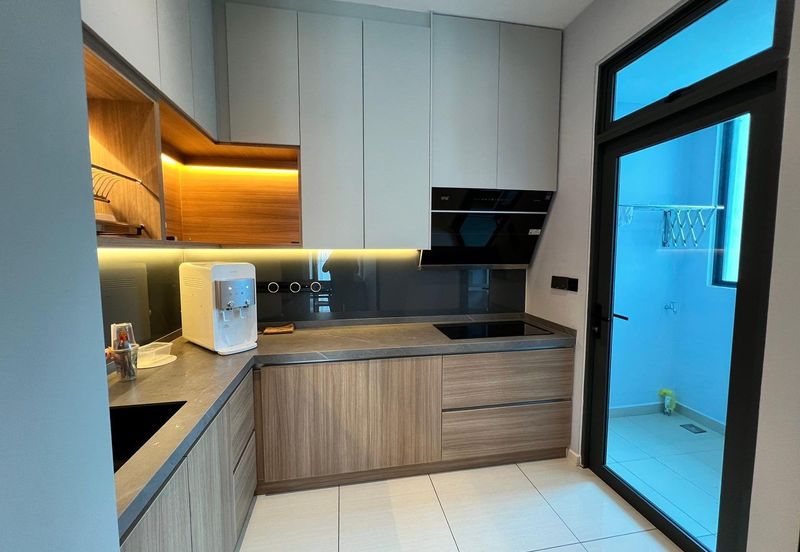 Queens Residences Q2