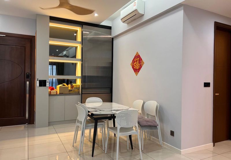 Queens Residences Q2