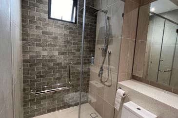 Queens Residences Q2