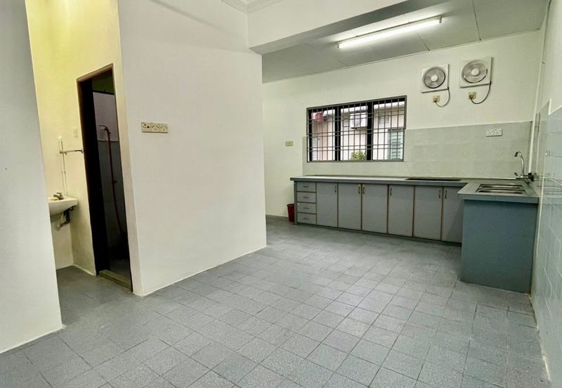 Taman Seri Janggus Partial Renovated 2 Storey Terrace For Sale in Alma Bukit Mertajam
