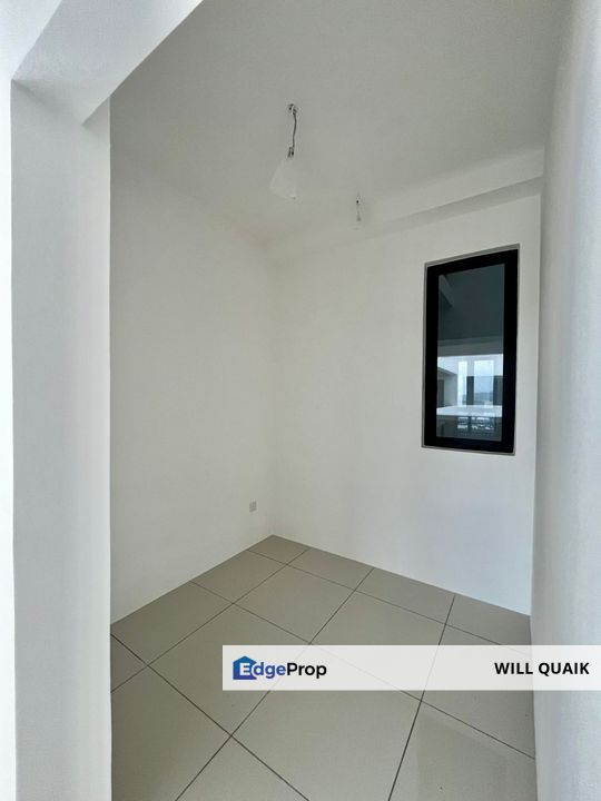 Vivo Executive Apartment For Sale in Batu Kawan Near Carpark Facilities , Penang, Batu Kawan