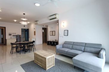 Queens Residences @ Queens Waterfront