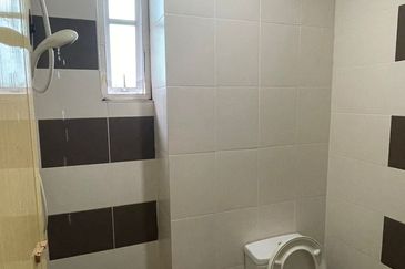 Royale Infinity @ Tambun Royale City