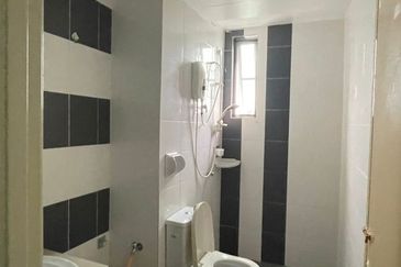 Royale Infinity @ Tambun Royale City