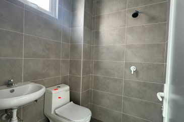 Taman Oren Indah 🔥 2 Storey Terrace Bare Unit in Bukit Mertajam