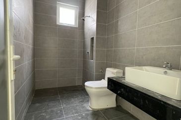 Taman Oren Indah 🔥 2 Storey Terrace Bare Unit in Bukit Mertajam