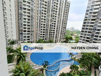 Pool View !! Nice Conditions | 2 Bed 1 Bath | 722 sqft, Johor, Johor Bahru