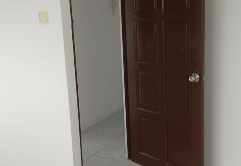 Pangsapuri Pendamar B