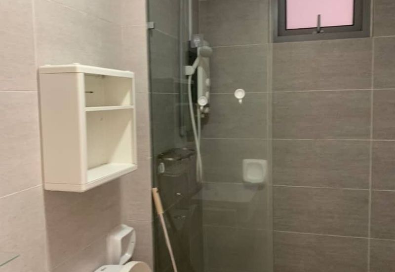 Gravit8 @ Klang South