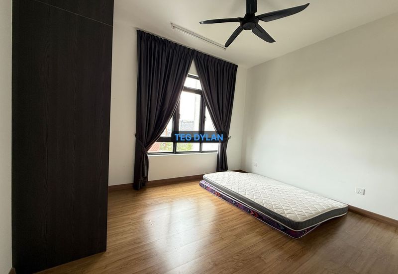 Amber Residence @ twentyfive.7