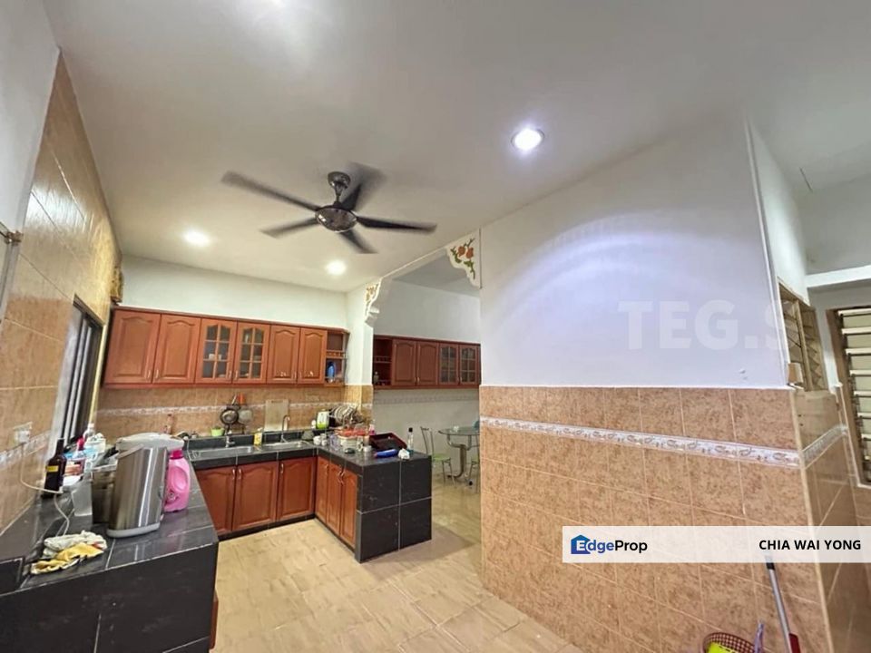 【For Sales - Rm550k】2Sty 20x70sf Shah Alam Seksyen 36 near Klang Connaught Bridge, Selangor, Shah Alam