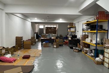 PUSAT BANDAR PUTRA PERMAI 2