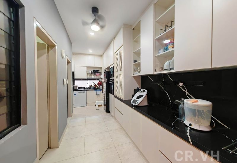 Lucent Residence @ twentyfive.7