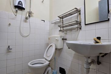 Taman Tepi Sungai ( Taman Teluk Pulai Indah )