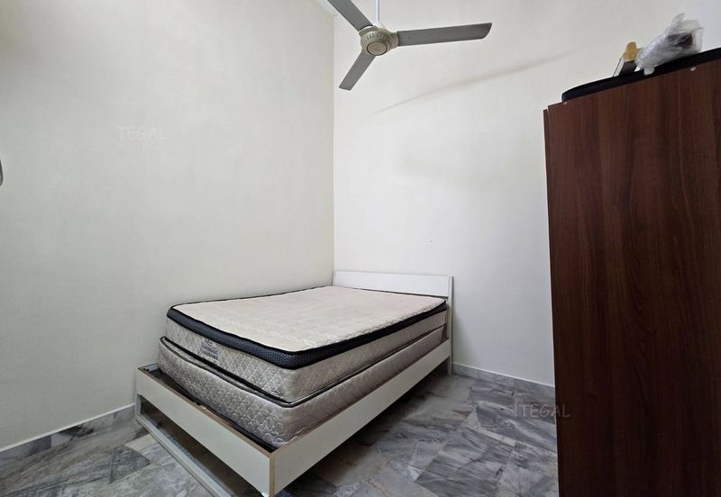 Taman Tepi Sungai ( Taman Teluk Pulai Indah )