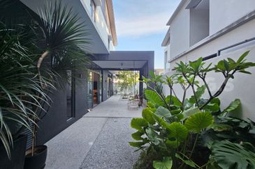 Villa 22 Bukit Rimau