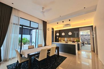 Villa 22 Bukit Rimau