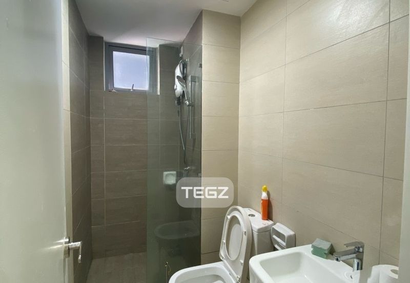 Gravit8 @ Klang South