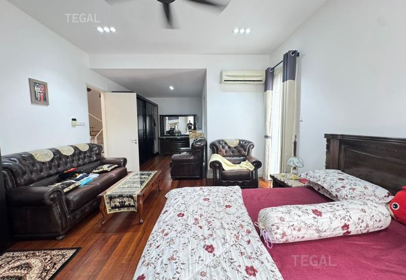 Broadleaf Residences, Hometree