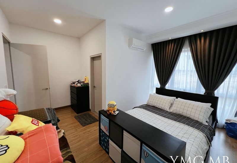 Lucent Residence @ twentyfive.7