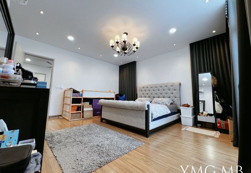 Lucent Residence @ twentyfive.7