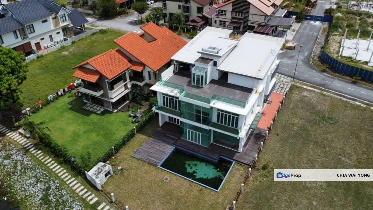 [Fully Renovated!!!]  3Sty 10000sf Bungalow Glenmarie COVE Klang , Selangor, Port Klang