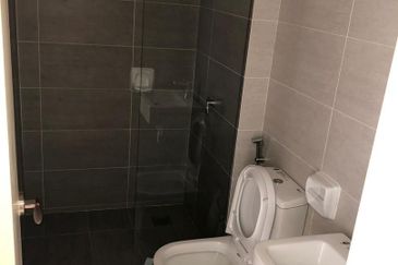 Gravit8 @ Klang South