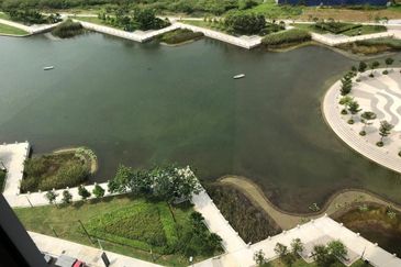 Gravit8 @ Klang South