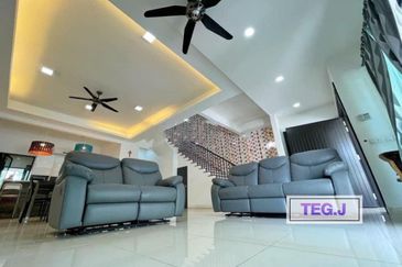 Duta Villa, Setia Alam