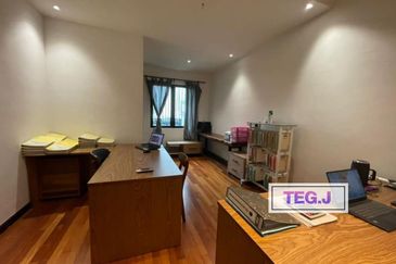 Duta Villa, Setia Alam