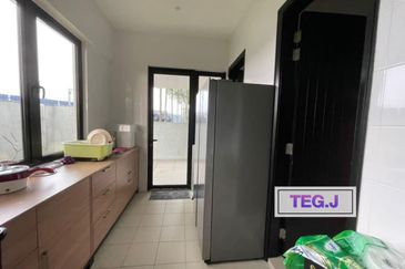 Duta Villa, Setia Alam