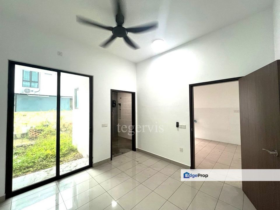【Rental - Rm2100】  2Sty 22x75sf Bandar Bukit Raja Klang, Selangor, Klang