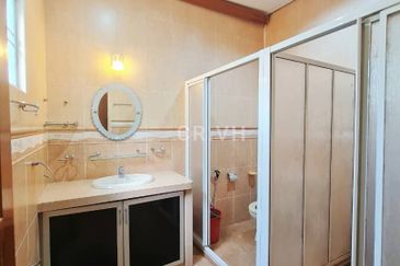 【Sales - Rm2.8m】 2sty 9042sf Bungalow Corner BIDAI Residence @ Bukit Jelutong Shah Alam