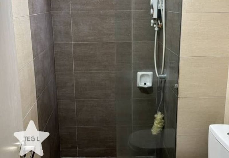 Gravit8 @ Klang South