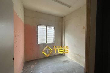 Puchong Utama Court 2