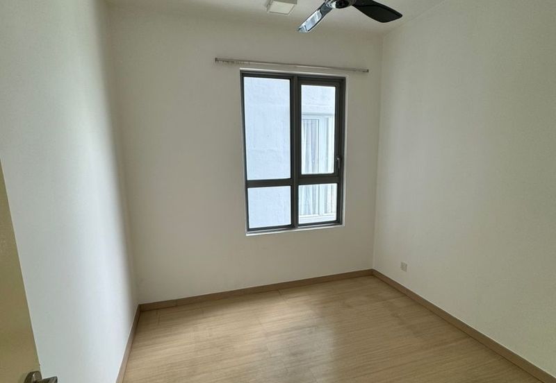 Gravit8 @ Klang South