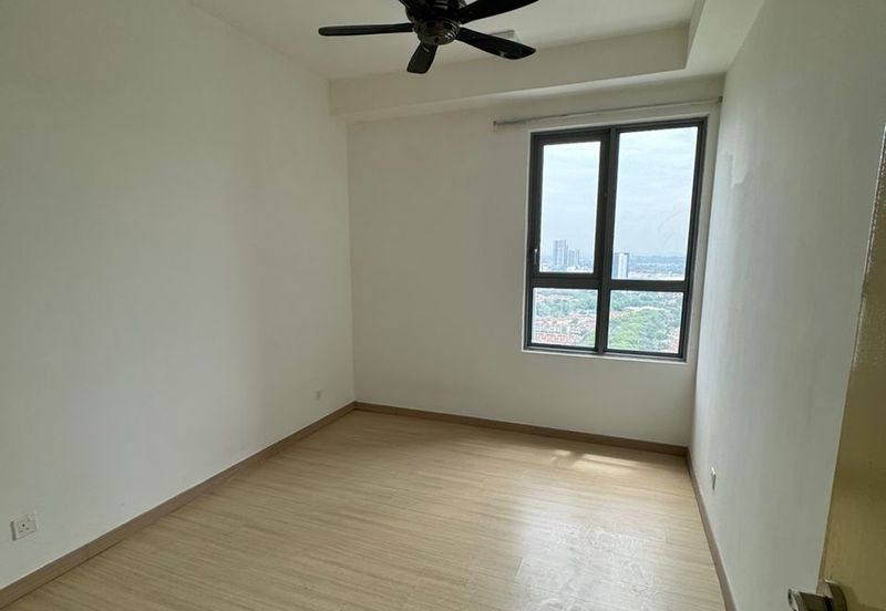 Gravit8 @ Klang South