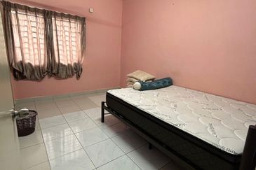 Pangsapuri Akasia, Bandar Botanic