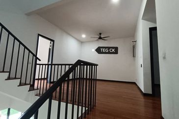 Duta Villa, Setia Alam