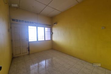 Taman Tepi Sungai ( Taman Teluk Pulai Indah )