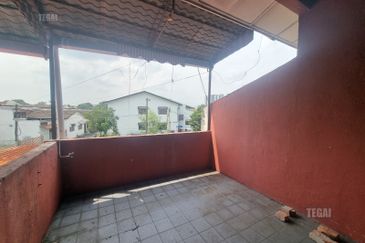 Taman Tepi Sungai ( Taman Teluk Pulai Indah )