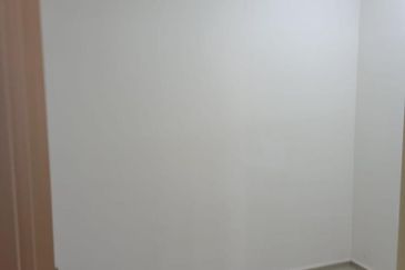 Gravit8 @ Klang South