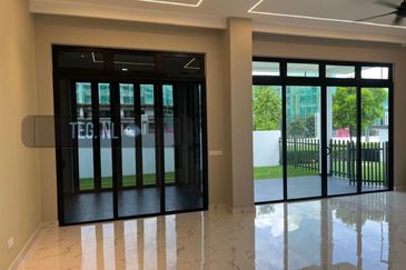 Dremien @ Eco Ardence