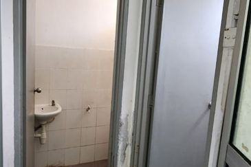 Medan Perniagaan Senawang Jaya