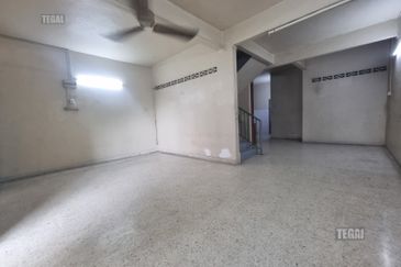 Taman Tepi Sungai ( Taman Teluk Pulai Indah )