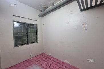 Taman Tepi Sungai ( Taman Teluk Pulai Indah )