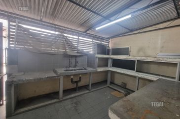 Taman Tepi Sungai ( Taman Teluk Pulai Indah )